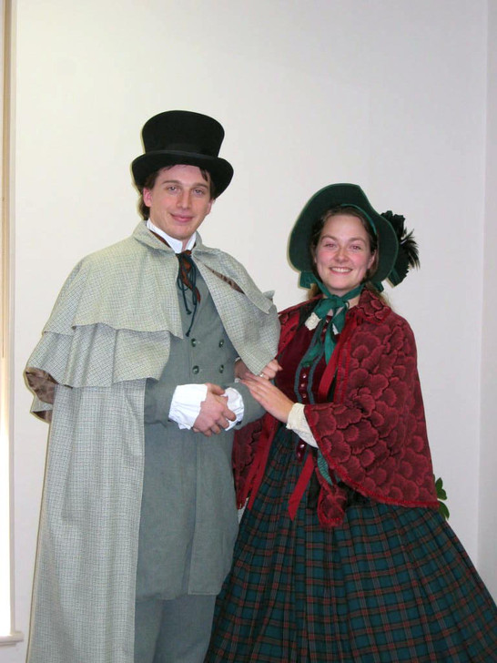 Dickens Carolers Costume Plot