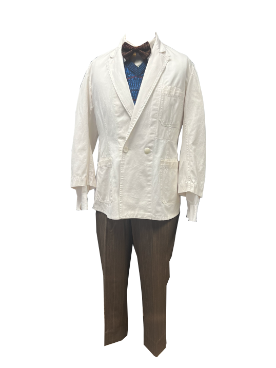 She Loves Me Costume Plot