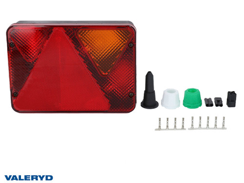 Tail light Ajba Right 189x135x51 with no. plate light, fog light and reversing light. Bayonet conn [3010405]