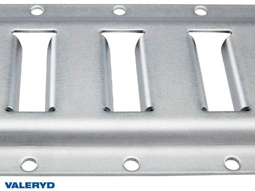 E-Track šina od čelika 152x13x0.25cm