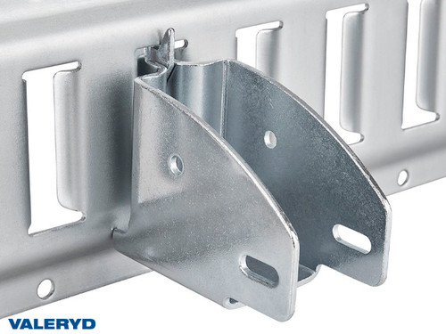 E track s utičnicom od drvene grede