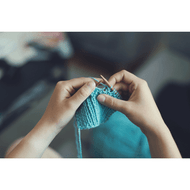 Knit and Purl Stitches Guide for Beginners