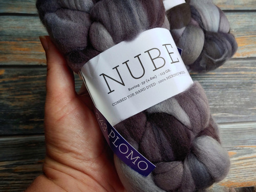 Malabrigo Nube Plomo | 100% Merino Wool Roving, 4oz | Spinning & Felting Fiber