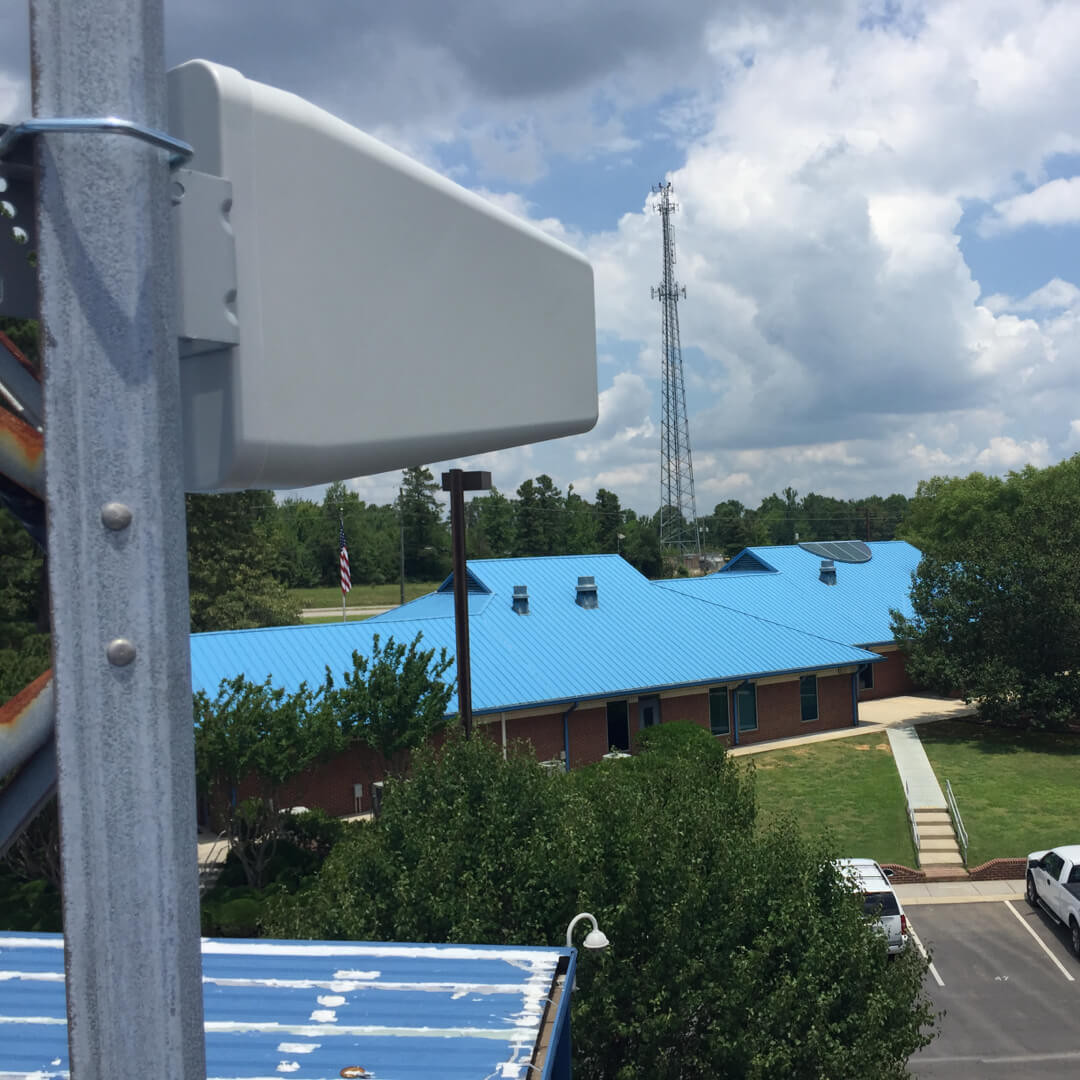 Wideband Directional Yagi Antenna (700-2700 MHz) - Thumbnail 4