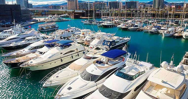 Marine Cell Phone Signal Boosters: Better Signals on Your Boat & Yacht Marine Cell Phone Signal Boosters: Better Signals on Your Boat & Yacht