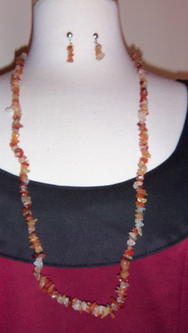 Agate Necklace & Earrings Set Agate Necklace & Earrings Set