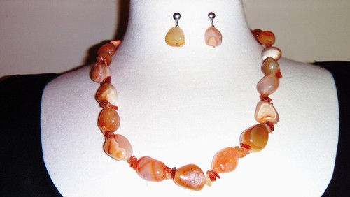 Agate Necklace & Earring Set Agate Necklace & Earring Set