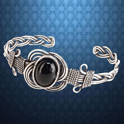 Celtic Onyx Knot Bracelet
