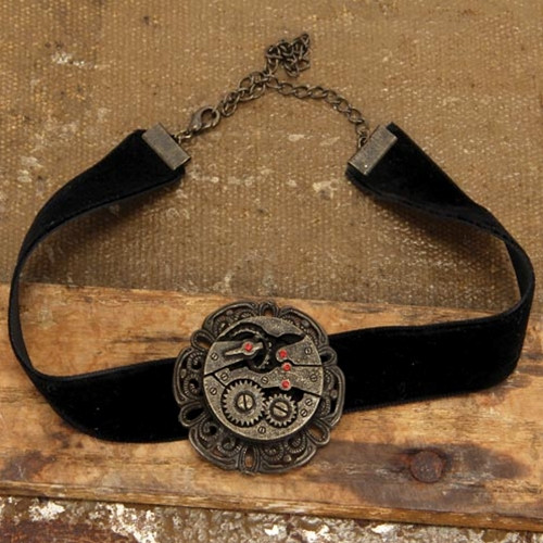 Black Velvet Steampunk Gear Choker