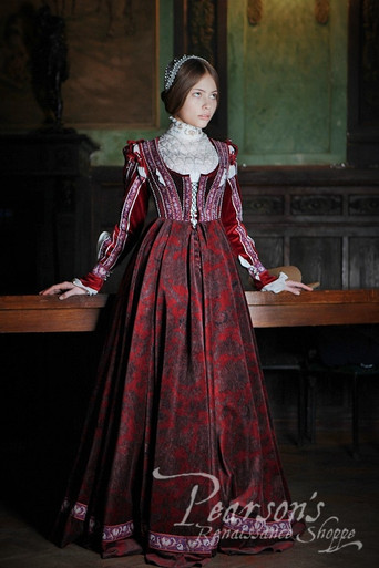 Beautiful Ginevra Renaissance Dress Beautiful Ginevra Renaissance Dress