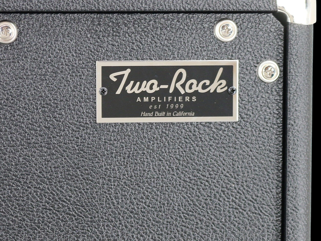 Two-Rock Vertical 2x12 Cabinet in Black Bronco with Black Matrix Grille and White Piping