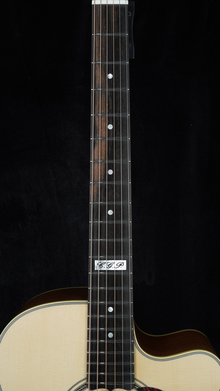 Maton EBG808TEC Tommy Emmanuel Signature Model with Cutaway