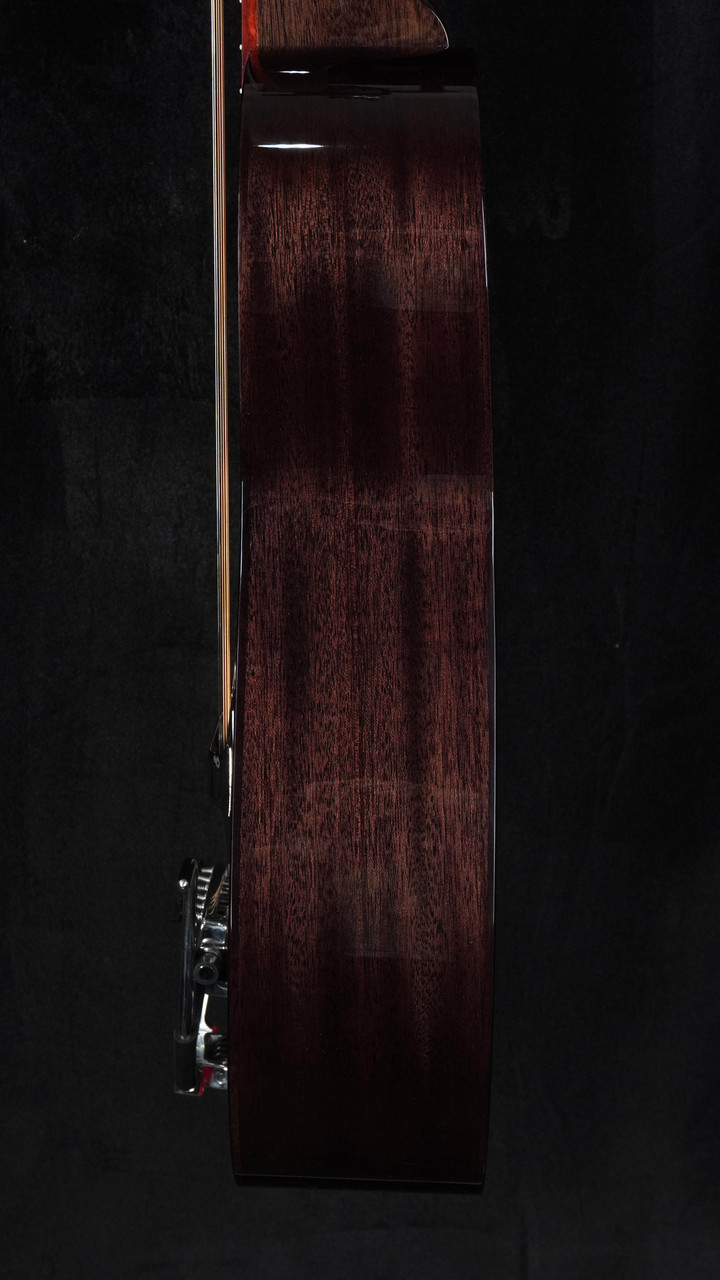 Beard Jerry Douglas Signature Black Beard Squareneck Resonator with Fishman Electronics and Hipshot Doubleshot Bridge Beard Jerry Douglas Signature Black Beard Squareneck Resonator with Fishman Electronics and Hipshot Doubleshot Bridge