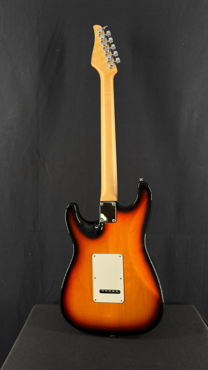 Suhr Classic S Antique in 3-Tone Sunburst with HSS Pickup Configuration and Rosewood Fretboard