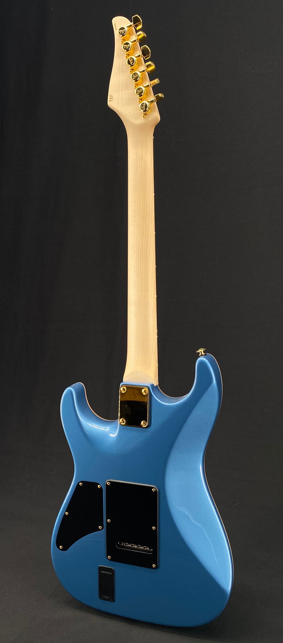 Suhr Standard Legacy Limited Edition in Pelham Blue with Gotoh 510 Bridge