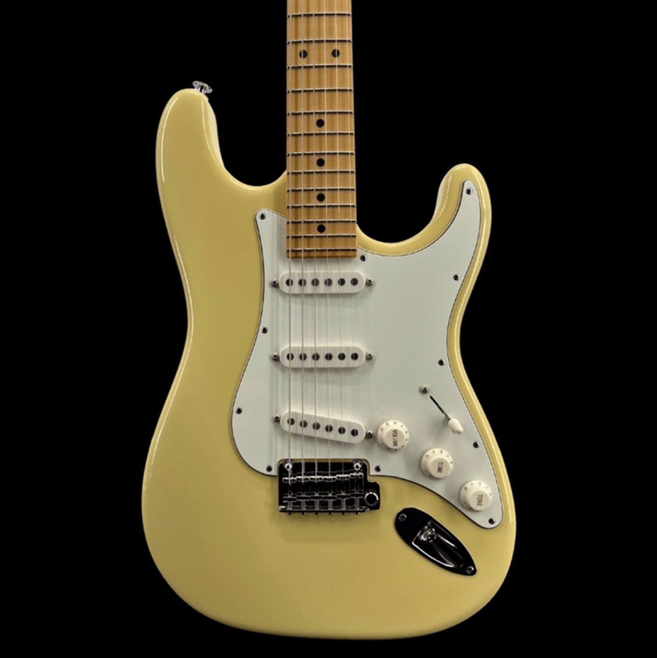 Suhr Classic S in Vintage Yellow with SSS Pickup Configuration and Maple Fretboard