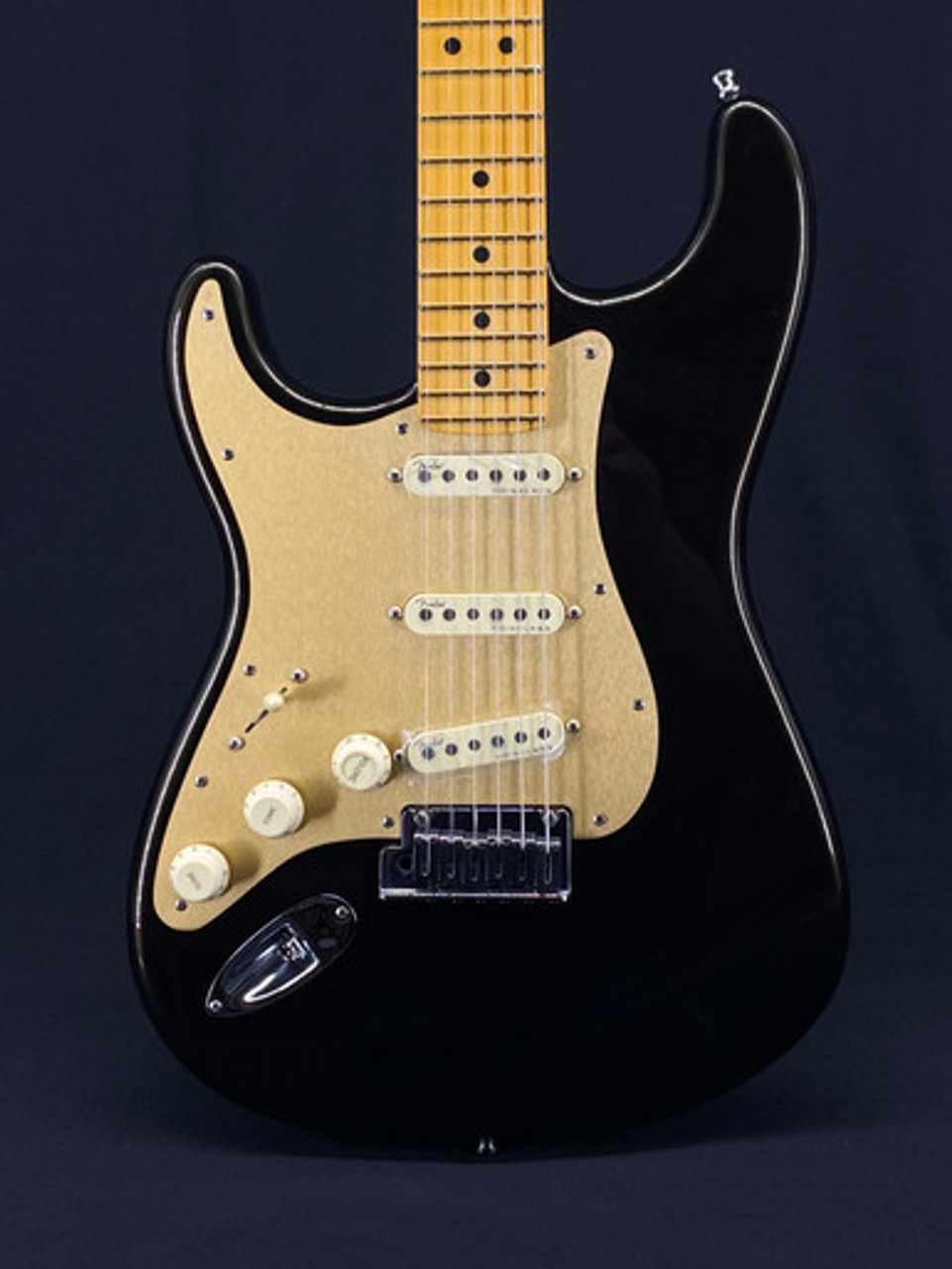 Fender Left-Handed American Ultra Stratocaster in Texas Tea with Maple Fingerboard