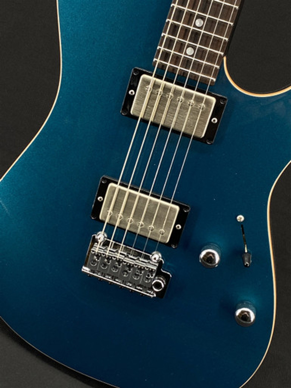 Suhr Pete Thorn Signature Standard in Ocean Turquoise Metallic