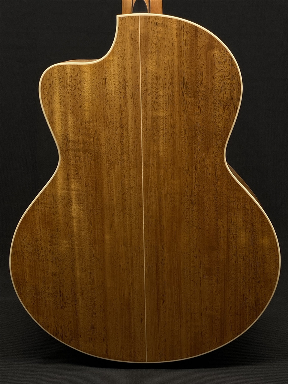 Lowden S-35C Fan-Fret in Mahogany with Adirondack Spruce Top
