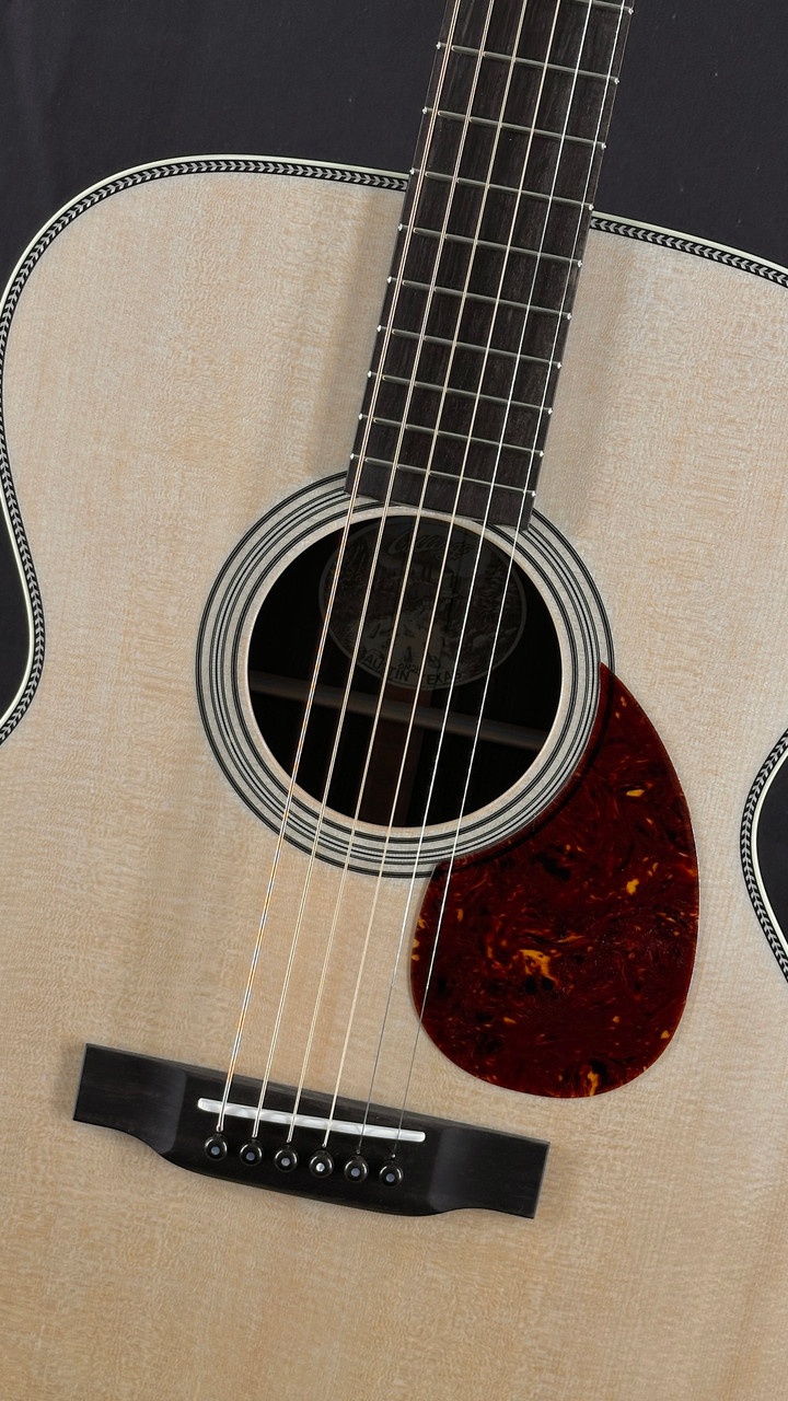 Collings OM2H with 1 3/4 Nut Width