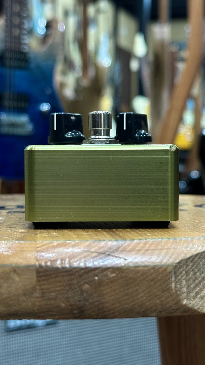 ファズ SUHR Rufus ギター歪み Fuzz Rufus – Suhr.com