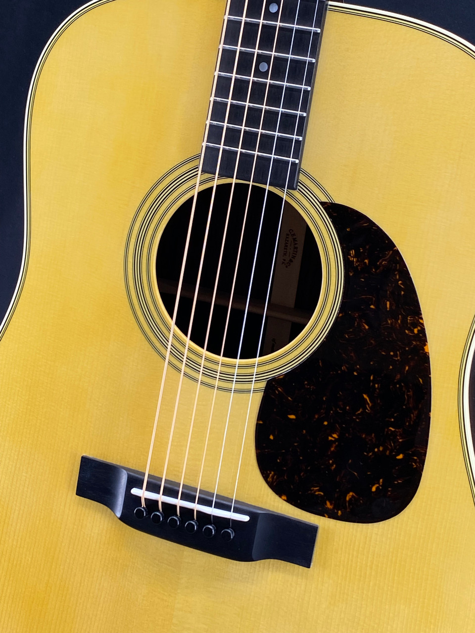 Martin Custom Shop Rosewood Dreadnought with Adirondack Spruce Top