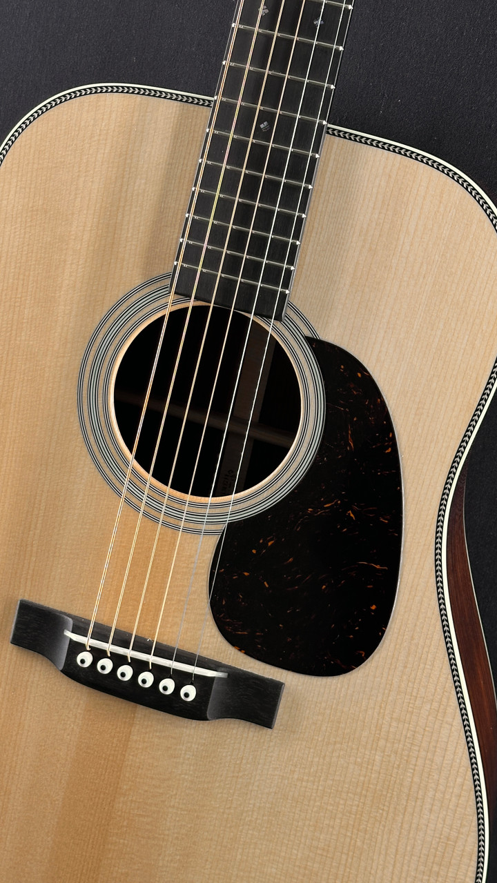 Martin D-28 Authentic 1937 with VTS Top
