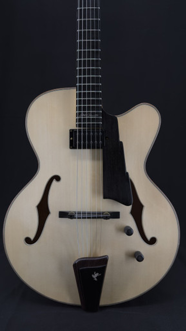 Eastman John Pisano Signature AR880CE in Blonde