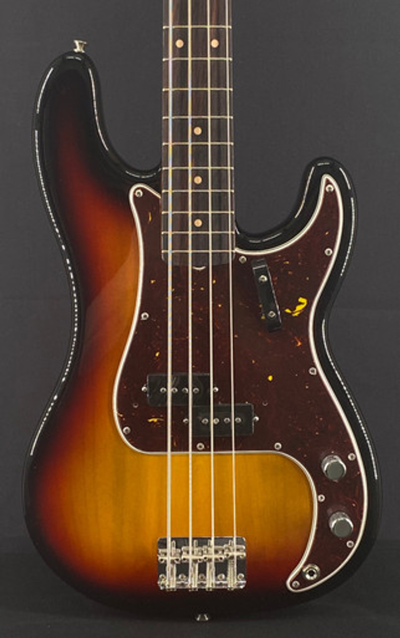 Fender American Vintage II 1960 Precision Bass in 3 Tone Sunburst