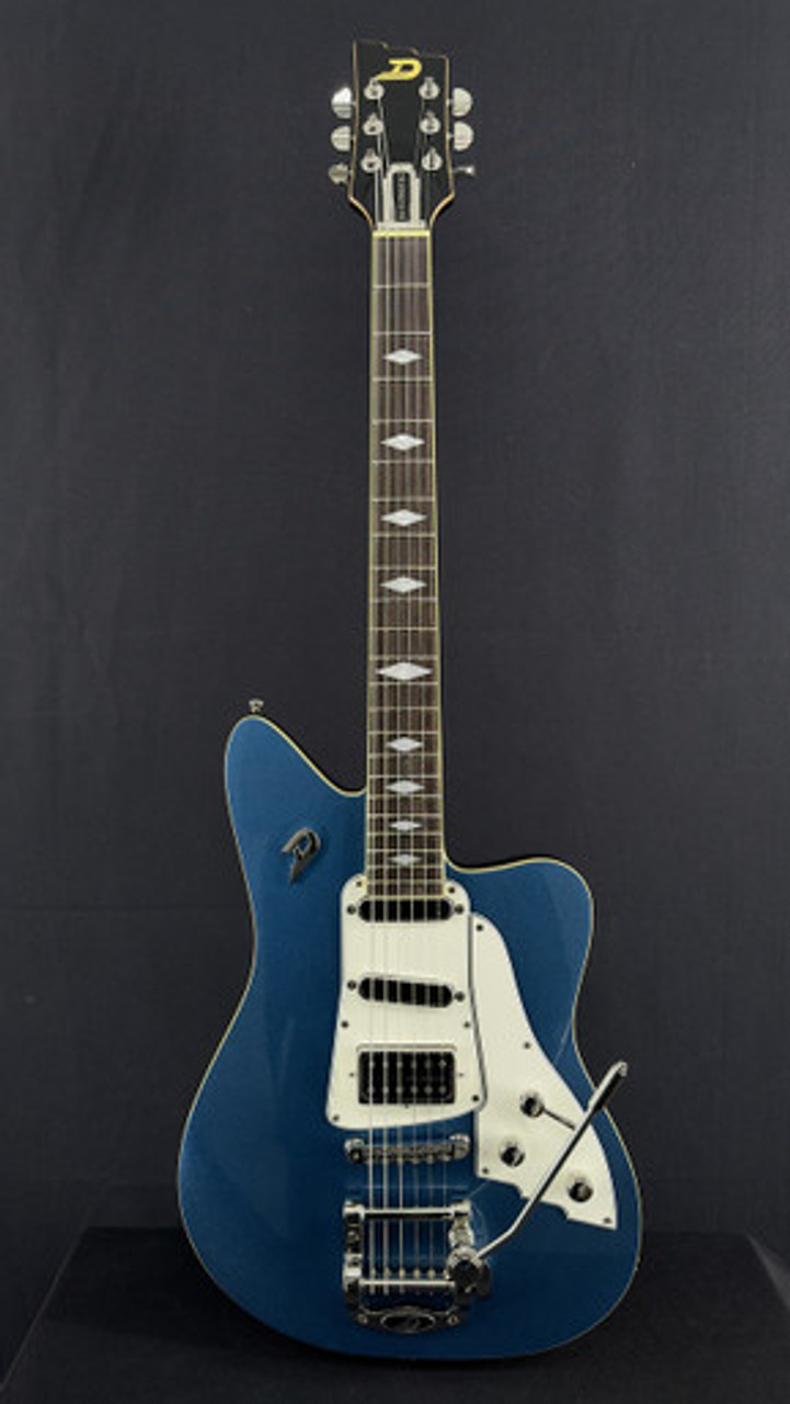 Duesenberg Paloma in Catalina Blue