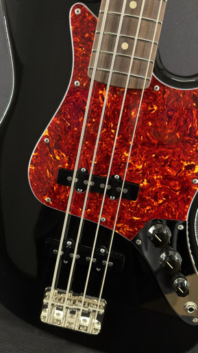 Suhr Classic J Antique in Black | The Guitar Sanctuary