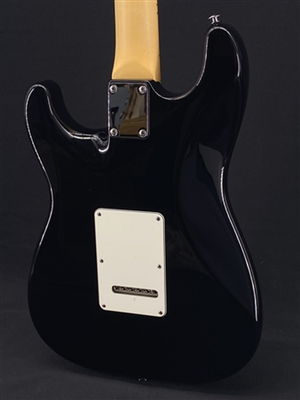 Suhr Classic S in Black with HSS Pickup Configuration and Maple Fretboard