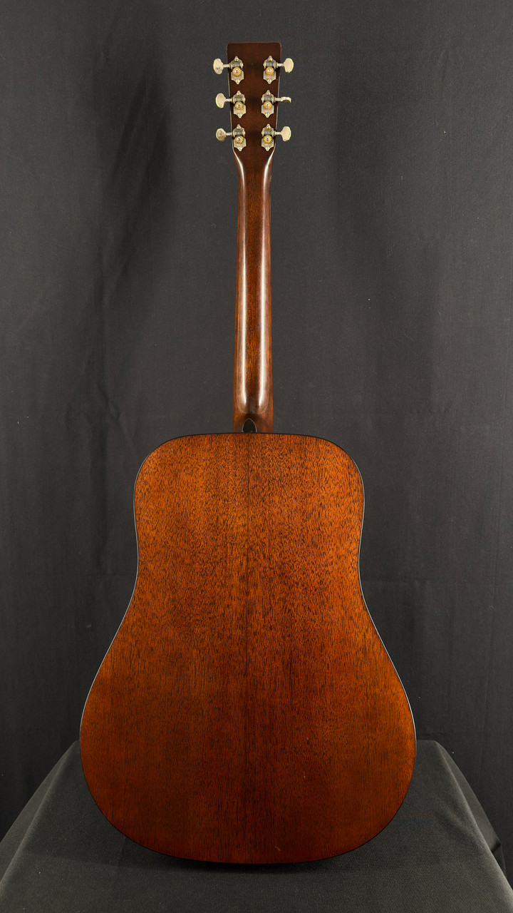 Martin D-18 Authentic 1937 Aged Mahogany Dreadnought