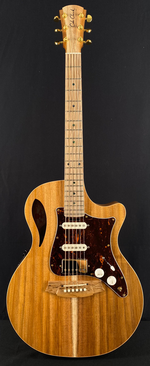 Cole Clark True Hybrid in Natural with HSS Pickup Configuration