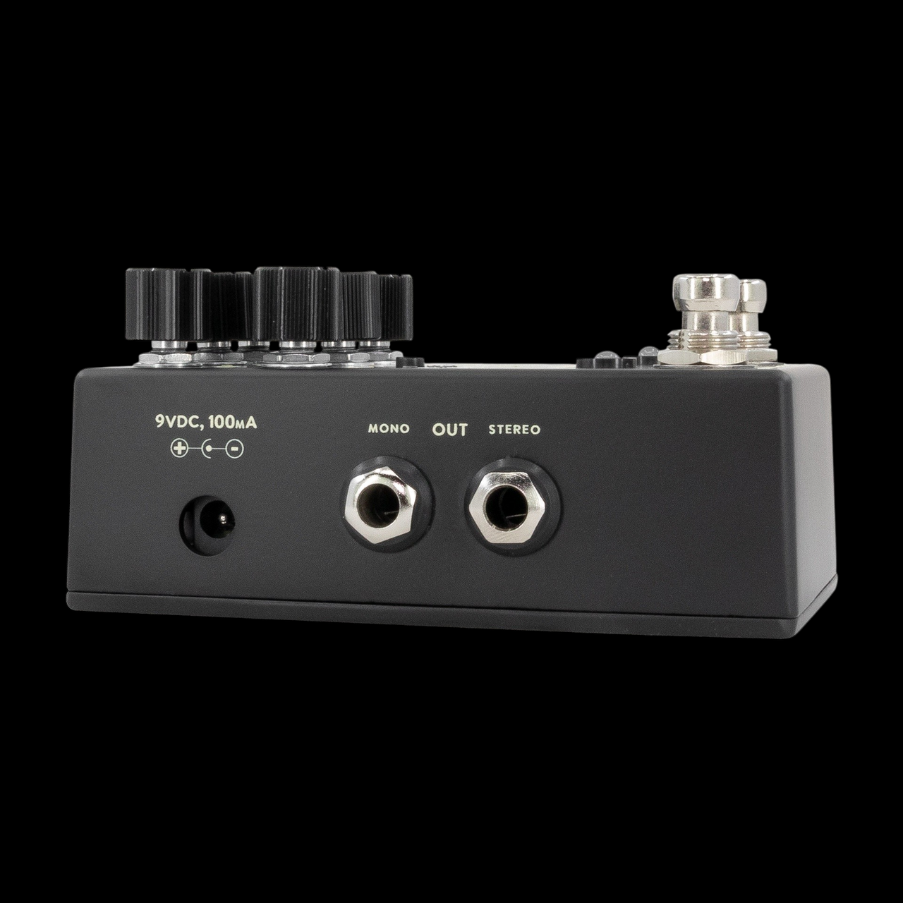 Walrus Audio Monumental Stereo Harmonic Tap Tremolo in Black