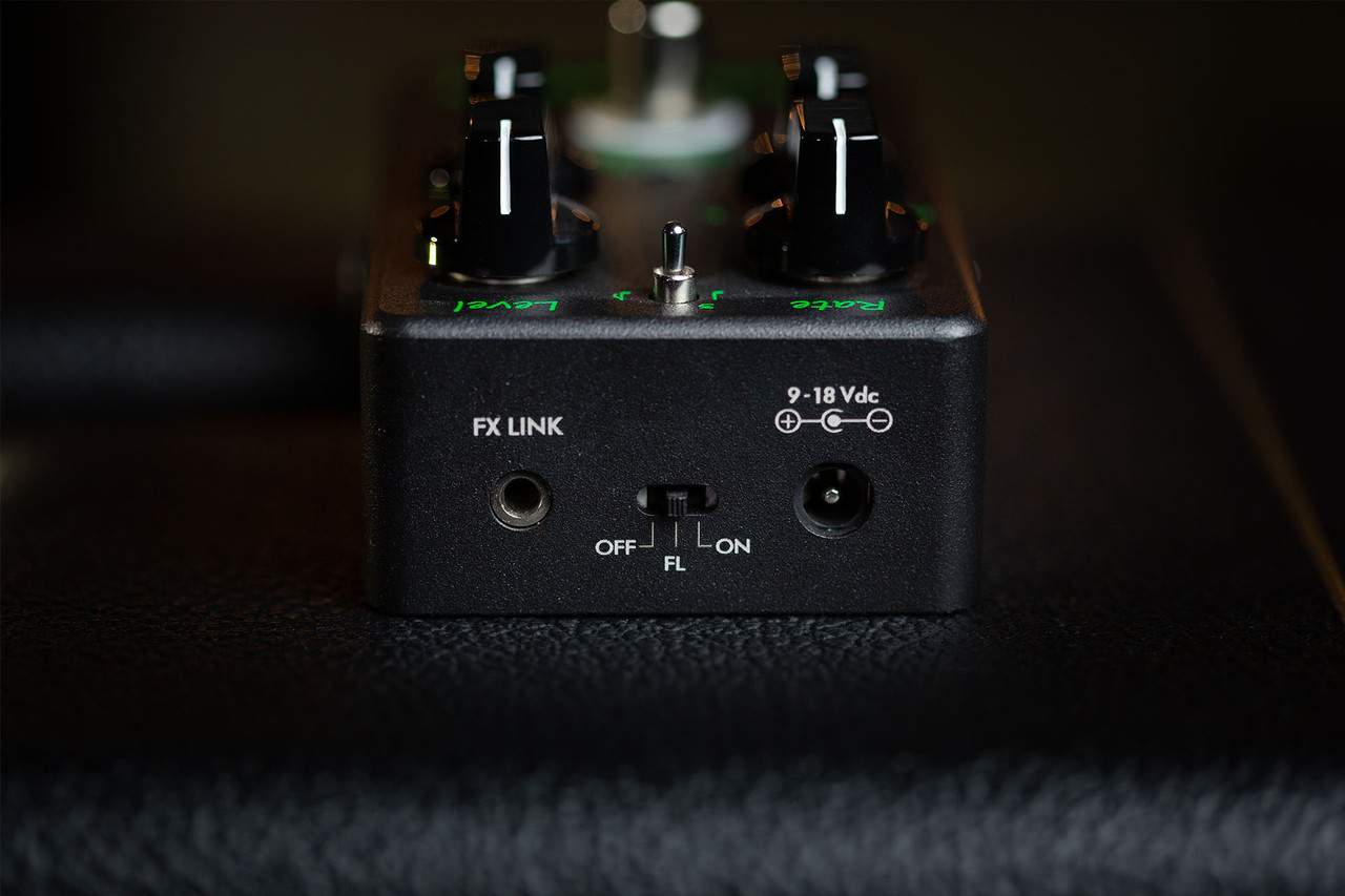 The Guitar Sanctuary | Suhr | Jack Rabbit | Analog Tremolo Pedal