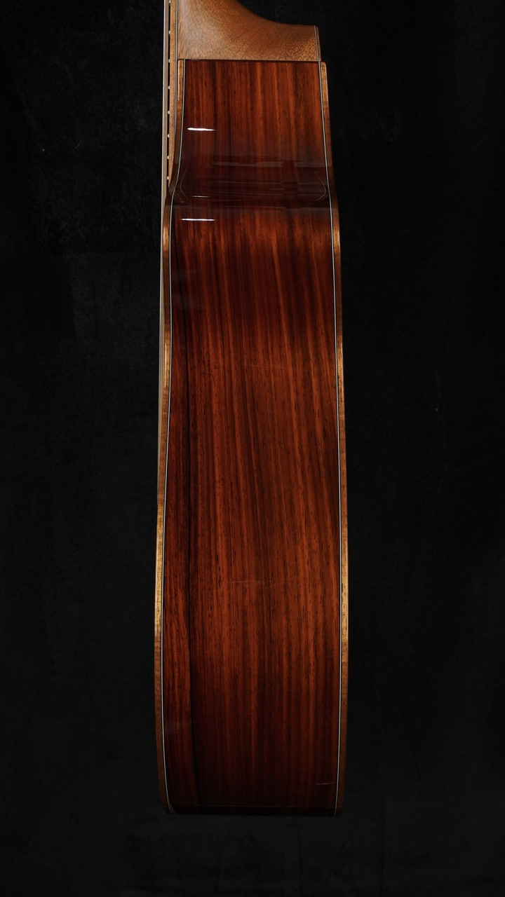 Preowned 2017 Breedlove C25/BCC Custom Concert  Cocobolo with Sitka Spruce Top