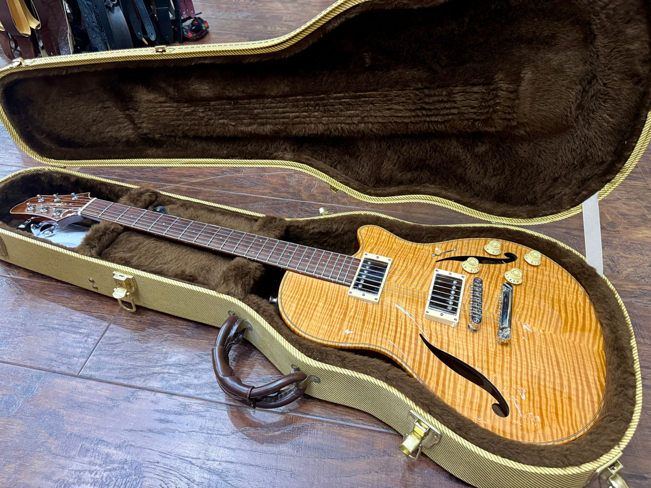 Preowned CP Thornton Professional in Natural