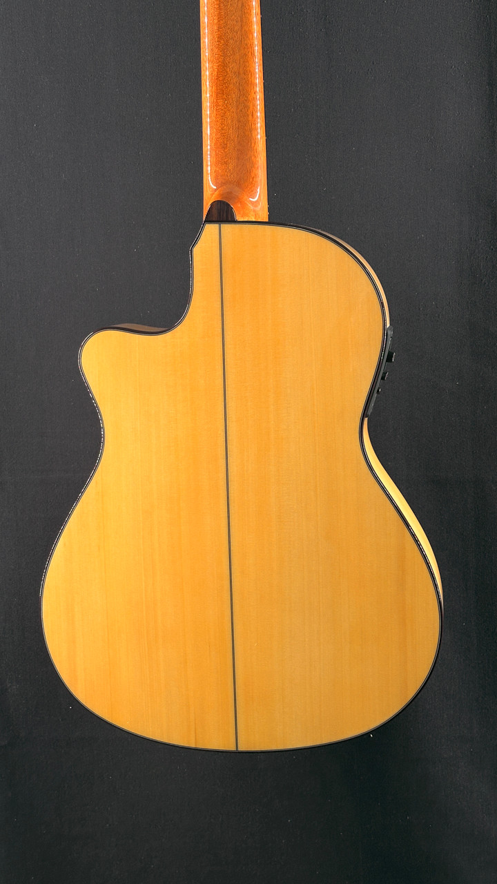 Preowned Alhambra 7FC-CT Cypress Flamenco Classical with Spruce Top