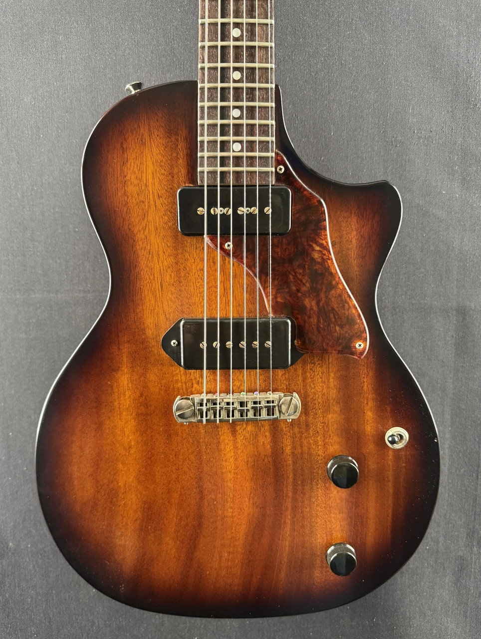 Preowned Echopark Downtowner Deluxe P90 in Vintage 2 Tone Burst