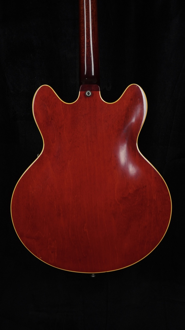 Vintage 1966 Gibson Trini Lopez in Cherry Vintage 1966 Gibson Trini Lopez in Cherry