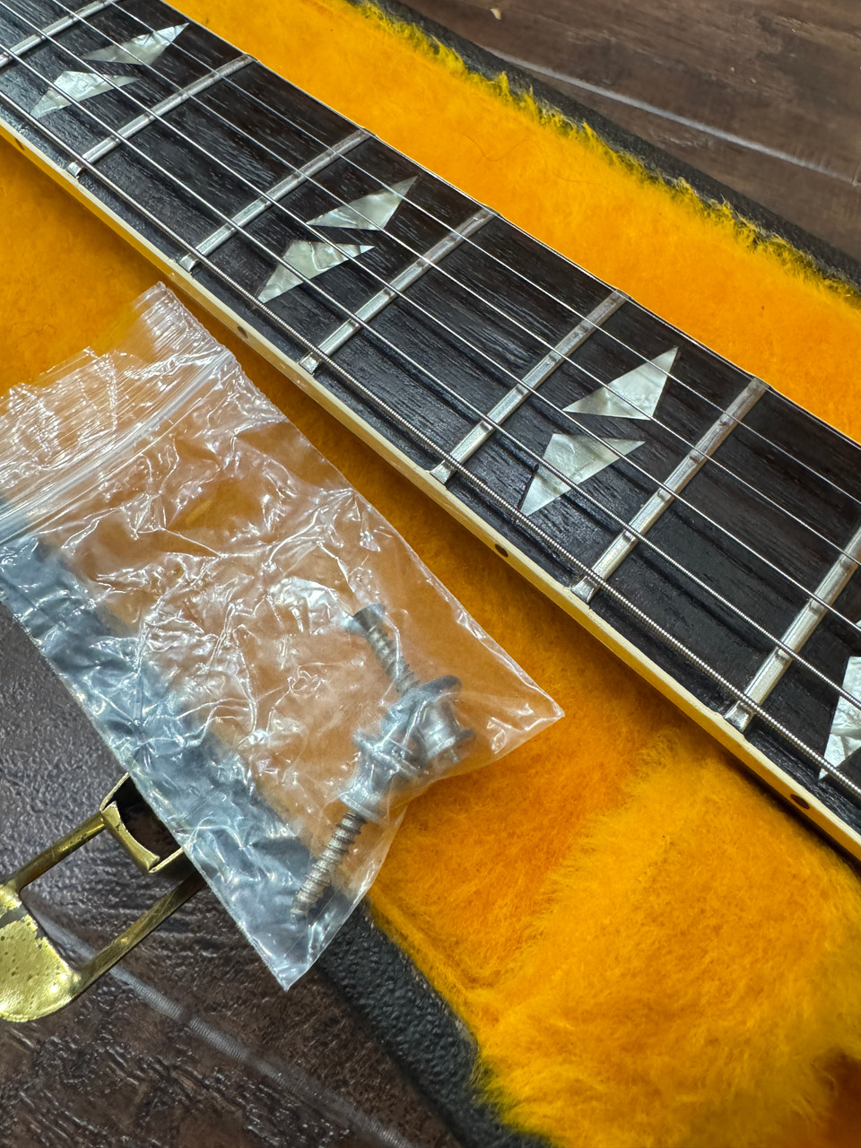 Gibson Trini Lopez Standard 1967 - Transparent Cherry (Geo's Vault Collection) fretboard detail 2