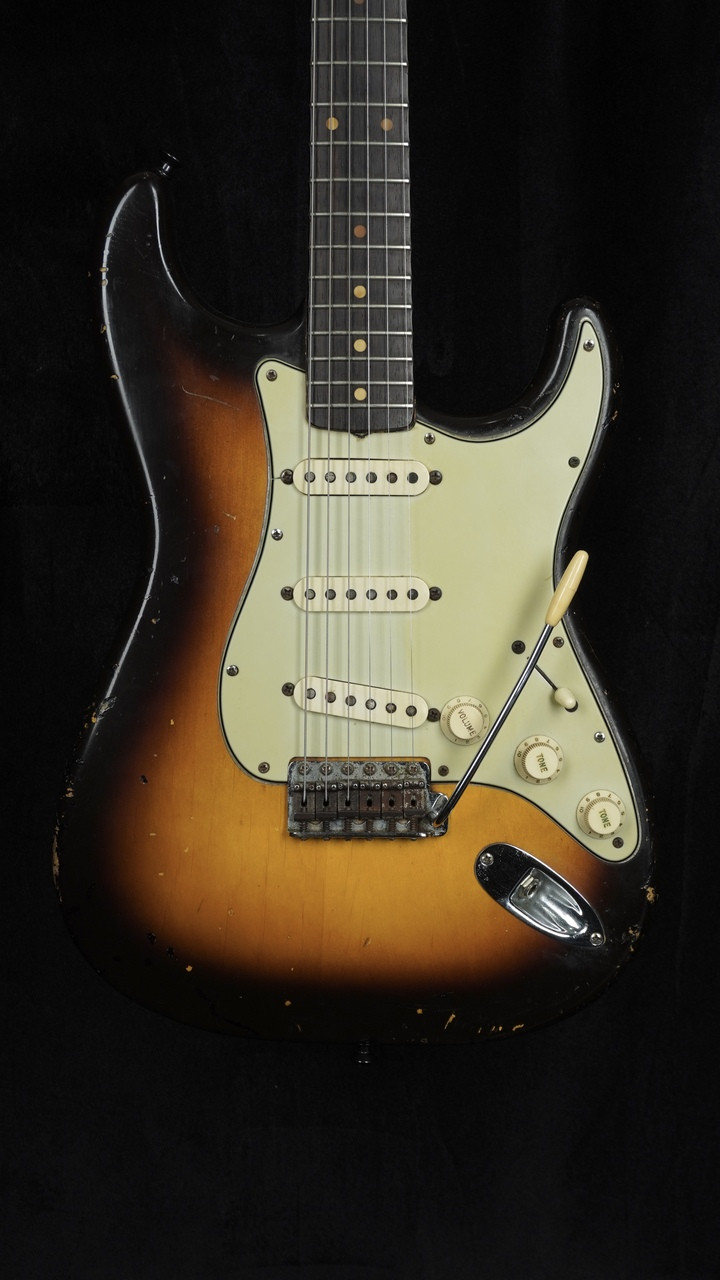 Vintage 1960 Fender Stratocaster Sunburst | The Guitar Sanctuary