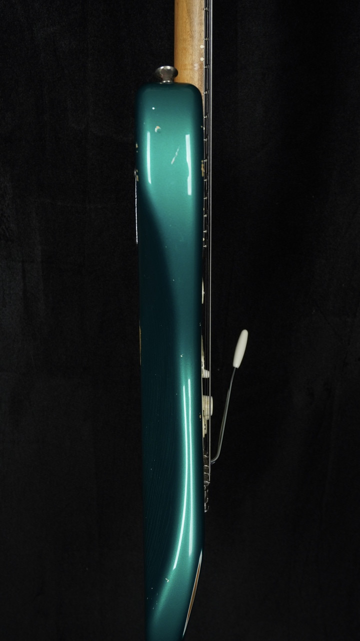 Vintage Fender 1963 Stratocaster in Refinished Sherwood Green