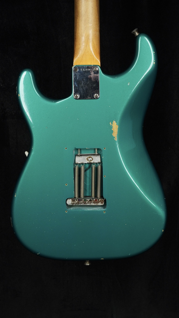 Vintage Fender 1963 Stratocaster in Refinished Sherwood Green