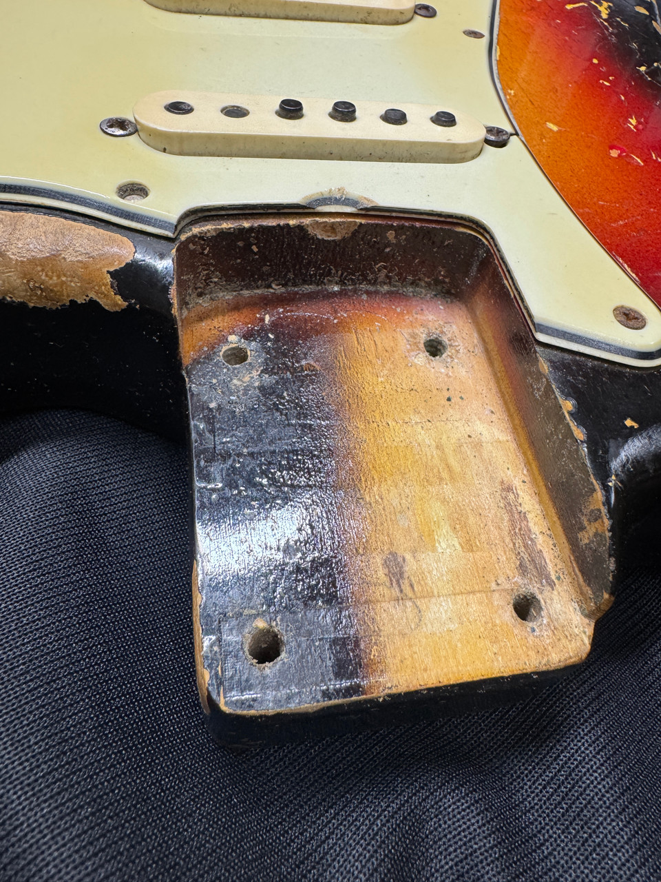 Vintage Fender 1964 Stratocaster in Sunburst