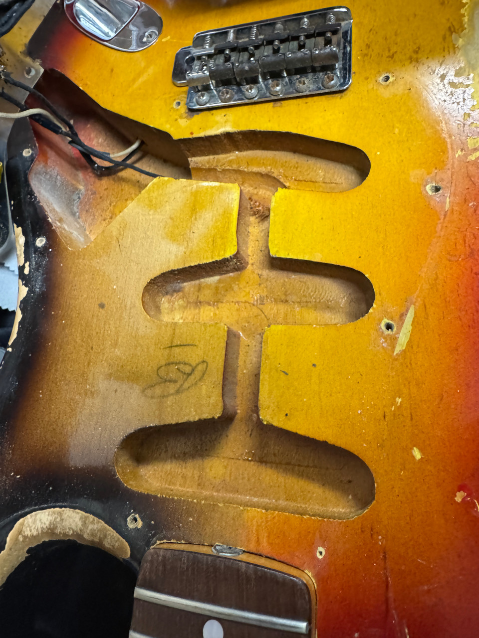 Vintage Fender 1964 Stratocaster in Sunburst