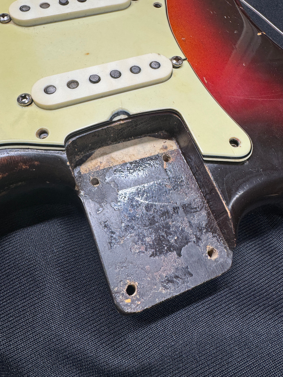 Fender Stratocaster 1961 Vintage Original 3-Tone Sunburst