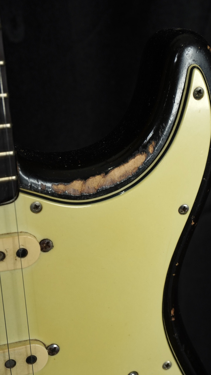 Vintage Fender Stratocaster 1962 in Sunburst Vintage Fender Stratocaster 1962 in Sunburst