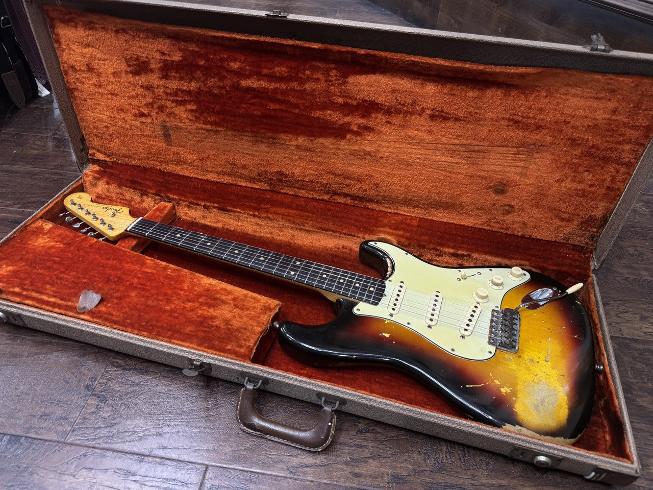 FENDER ストラトキャスター 美品 vintage stratocaster DEMO * Fender Vintage Custom Shop 1962 Stratocaster - 3
